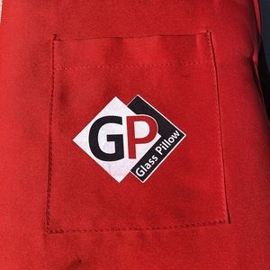 Glass Pillow. Travel case for glassware.